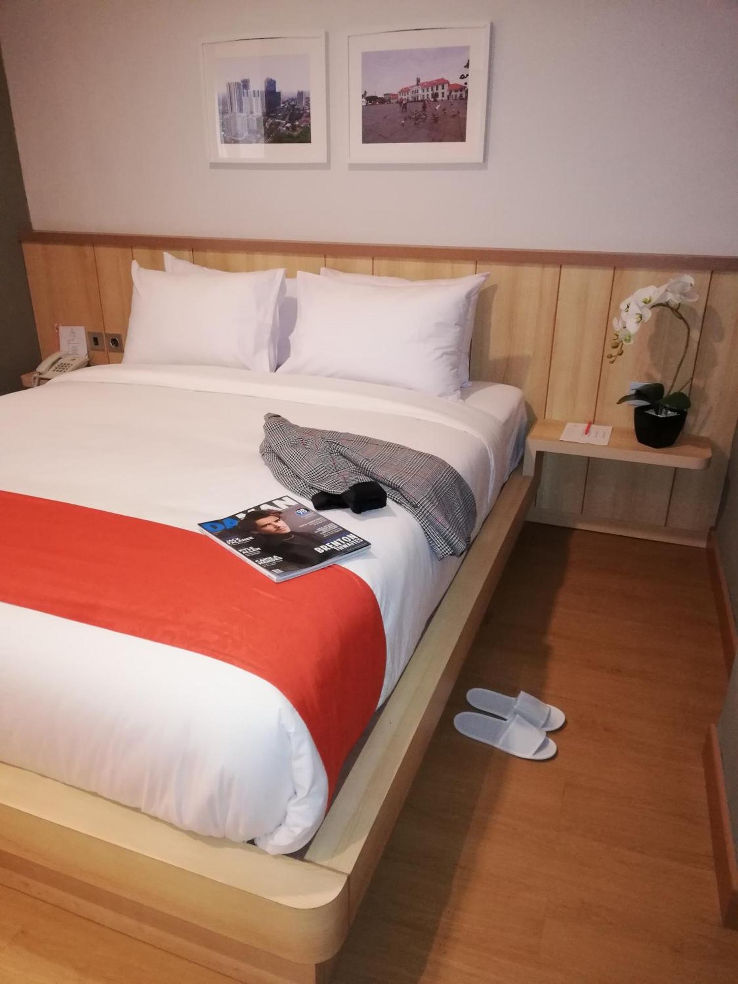 The Nyaman Motel Джакарта Екстериор снимка